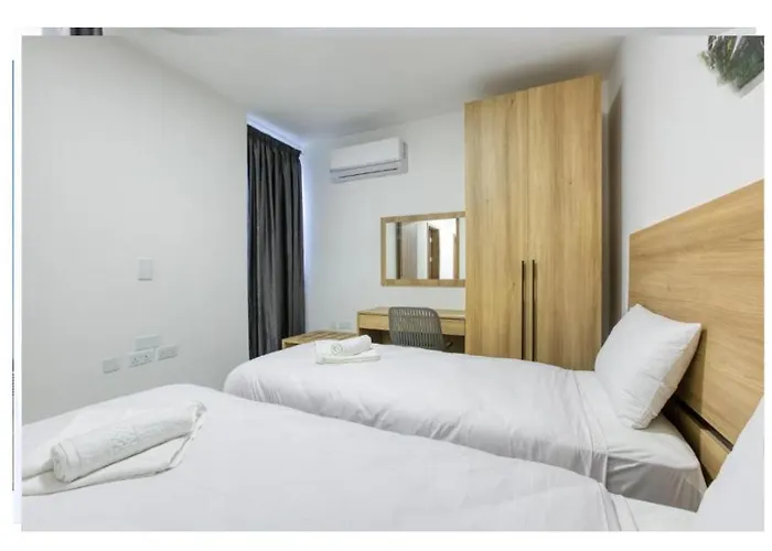 Modern Comfort By The Coast 2 Bedroom Gem - By Hostmt Apartamento *