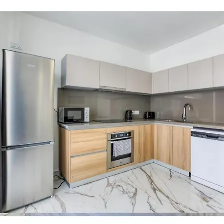 公寓 Modern Comfort By The Coast 2 Bedroom Gem - By Hostmt